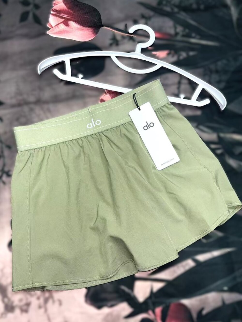 Alo Yoga Match Point Tennis Skirt(Dune Grass)Lightweight Tennis Skirt Sizes S–L